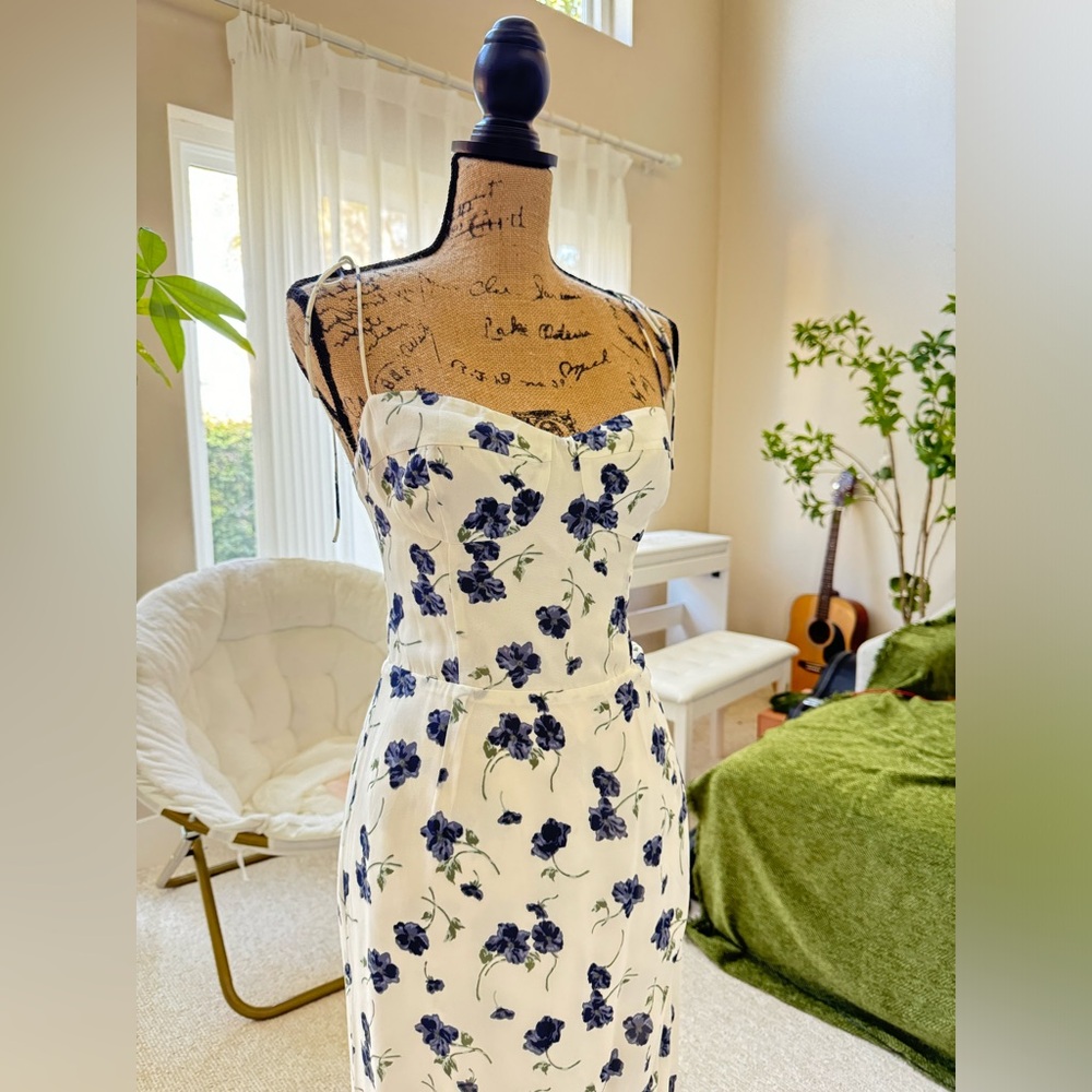 Reformation Kourtney Dress, Blueberry print, size 6